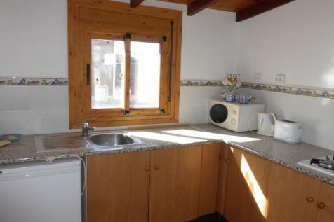 4 Bedroom Detached villa For sale-ALE04-20