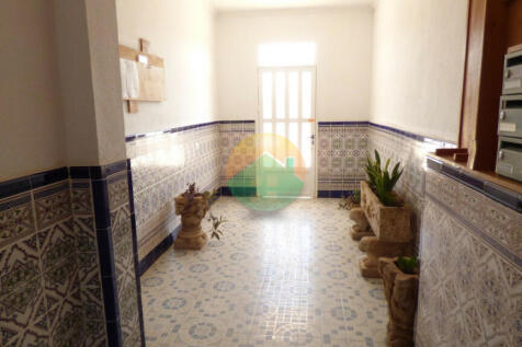 2 Bedroom Apartment For Sale-PDM169-19