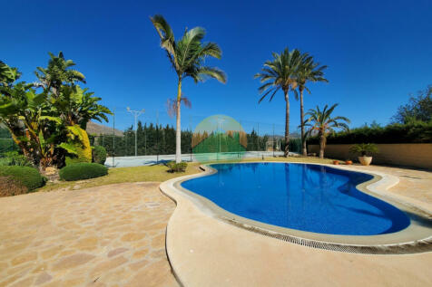 5 Bedroom Detached Villa For Sale-ISLA55-3