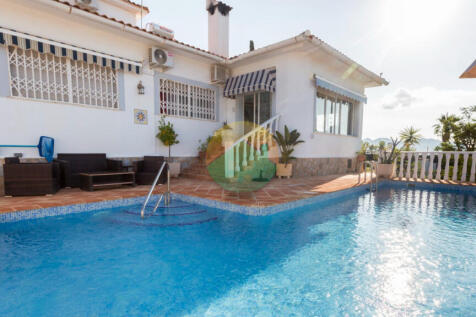 4 Bed Detached For Sale-ISLA56-1