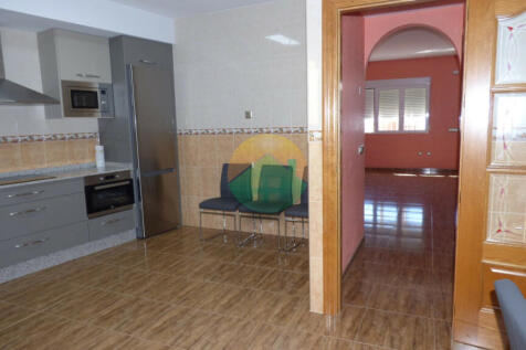 3 Bedroom Semi-Detached For Sale-CANG03-11