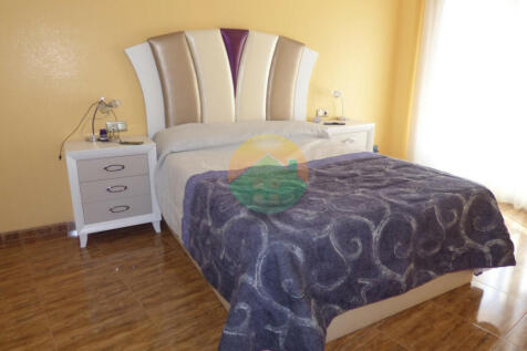 3 Bedroom Semi-Detached For Sale-CANG03-15