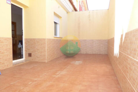 3 Bedroom Semi-Detached For Sale-CANG03-24