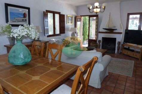 3 Bedroom Country House For Sale-ALE10-5