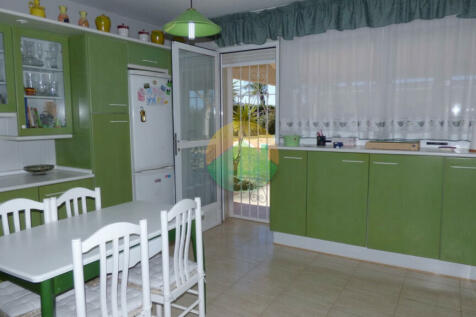 5 Bedroom Country House For Sale-PURIAS02-12