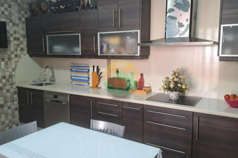 3 Bedroom Terraced Duplex-MAZ21-13