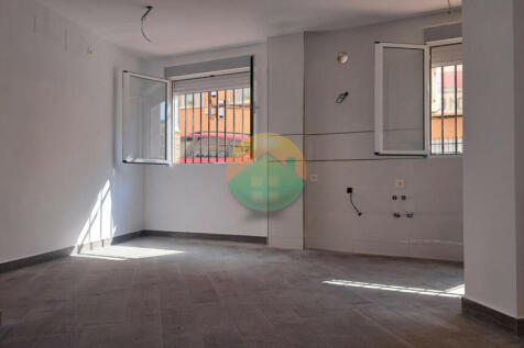 2 Bedroom Apartment For Sale-PDM182-3