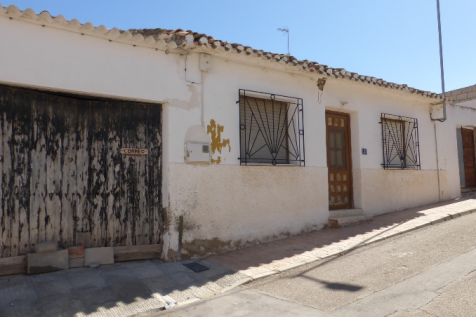 4 Bedroom Town House For Sale-PIN10-1