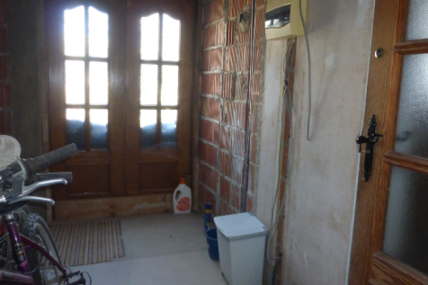 4 Bedroom Town House For Sale-PIN10-9