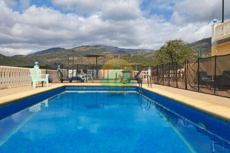 5 Bedroom Country house For Sale-ALE11-5