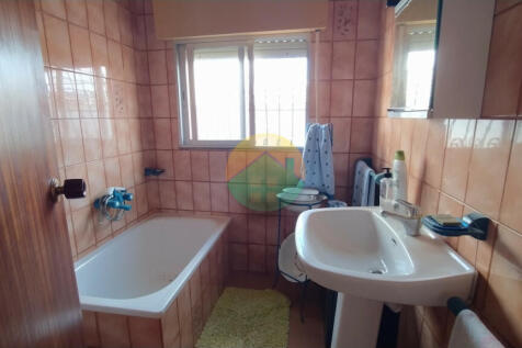 2 Bedroom Country House For Sale-VAL03-20
