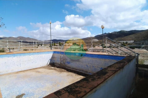 2 Bedroom Country House For Sale-VAL03-22
