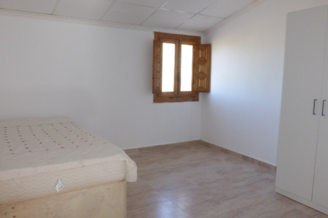 4 Bedroom Terraced for Sale-PAR13-10