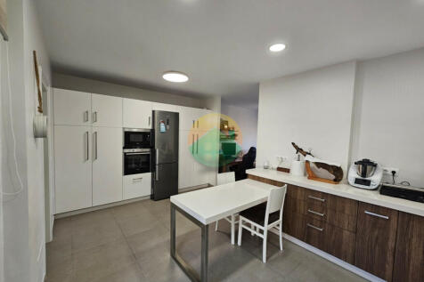 3 Bedroom Semi - Detached For Sale-BOL73-5
