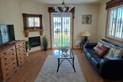 3 Bedroom Detached For Sale-ROC429-14