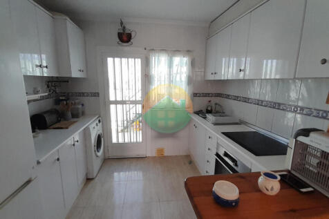 2 Bedroom Terraced For Sale-CLAD419-4