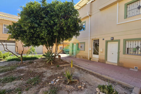 2 Bedroom Duplex-Apartment For Sale-PDM184-9