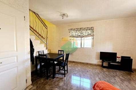 2 Bedroom Duplex-Apartment For Sale-PDM184-10