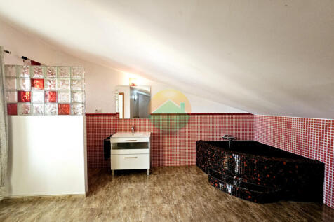 2 Bedroom Duplex-Apartment For Sale-PDM184-18