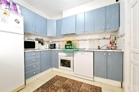 2 Bedroom Detached For Sale-FOD365-13