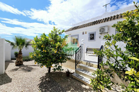 2 Bedroom Detached For Sale-FOD365-22