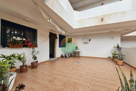 2 Bedroom Apartment For Sale-ISLA60-12