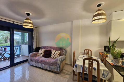 2 Bedroom Apartment For Sale-ISLA60-13