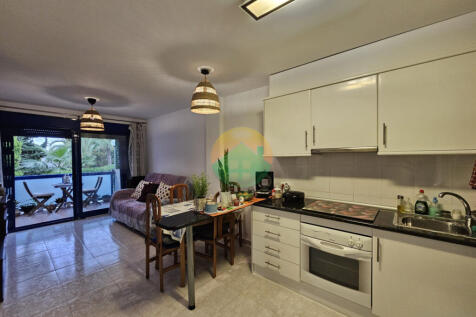 2 Bedroom Apartment For Sale-ISLA60-14