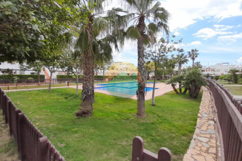 3 Bedroom Ground floor Apartment For Sale-PW60-22
