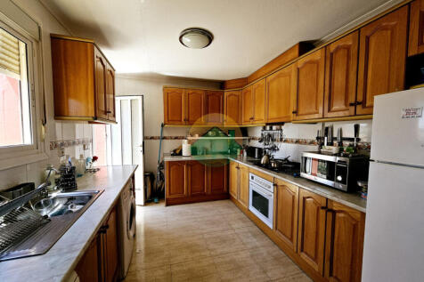 3 Bedroom Detached For Sale-NEB607-16