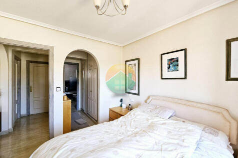 3 Bedroom Detached For Sale-NEB607-18