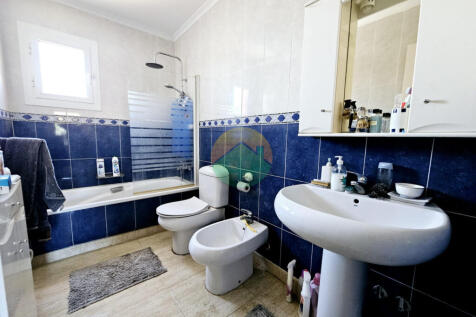 3 Bedroom Detached For Sale-NEB607-19
