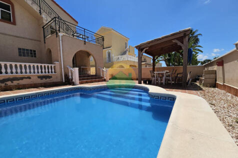 3 Bedroom Detached For Sale-NEB607-23