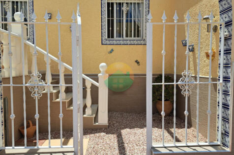 2 Bedroom Terraced For Sale-RED430-8