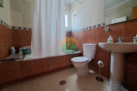 2 Bedroom Terraced For Sale-CLAC423-19