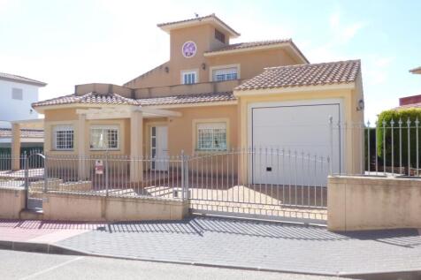 3 Bedroom Detached For Sale-TOT14-8