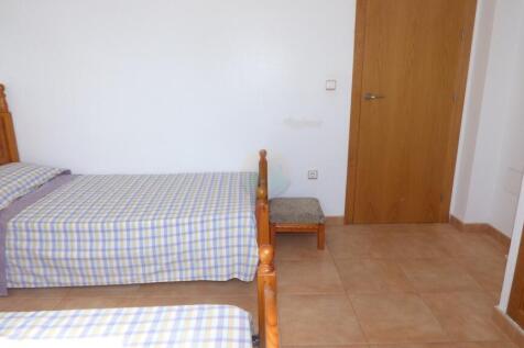 3 Bedroom Detached For Sale-TOT14-20
