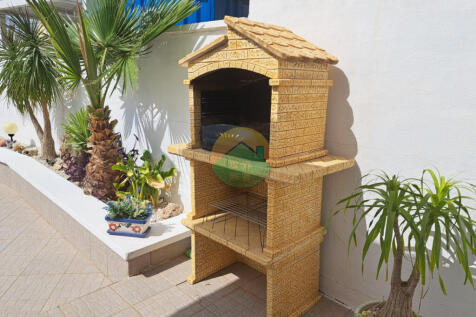 3 Bedroom Detached For Sale-CAA34-5