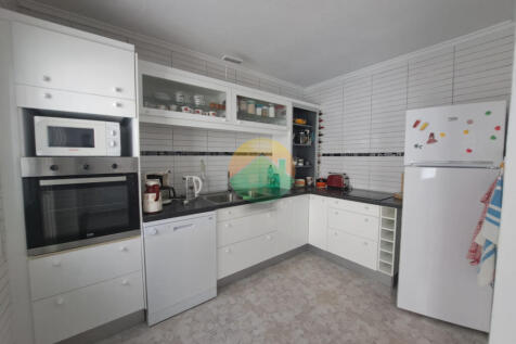 3 Bedroom Detached For Sale-CAA34-15