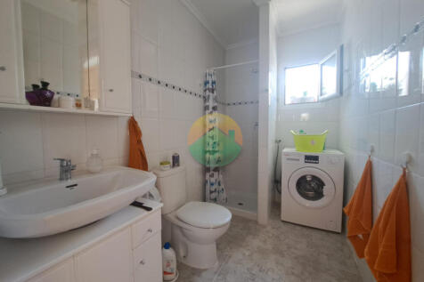3 Bedroom Detached For Sale-CAA34-18