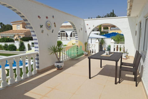 3 Bedroom Detached For Sale-CAA34-25