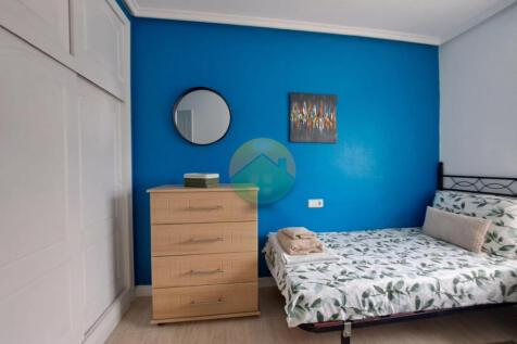 3 Bedroom Detached For Sale-ROB436-18