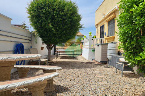 3 Bedroom Detached For Sale-ROB436-23
