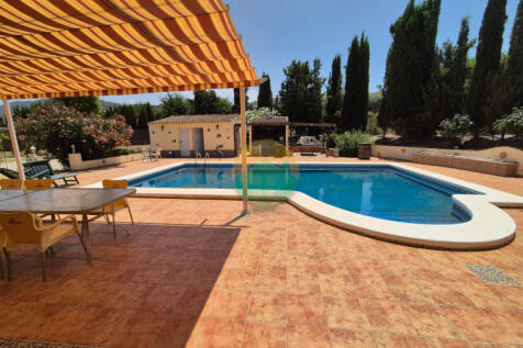 3 Bedroom Country House For Sale-CALA04-3