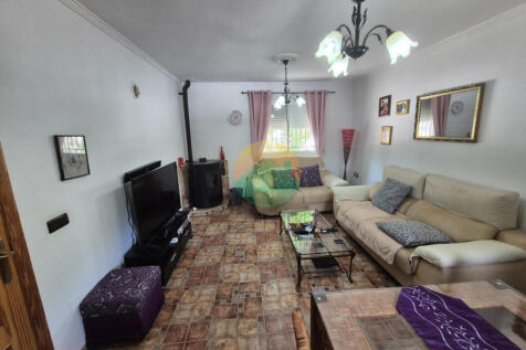 3 Bedroom Country House For Sale-CALA04-6