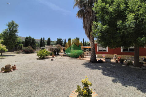 3 Bedroom Country House For Sale-CALA04-7
