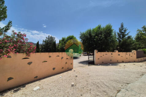 3 Bedroom Country House For Sale-CALA04-8