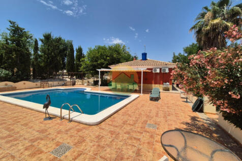 3 Bedroom Country House For Sale-CALA04-13