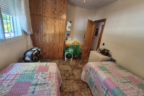 3 Bedroom Country House For Sale-CALA04-21