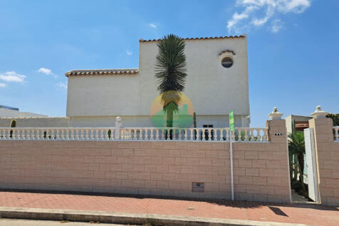 3 Bedroom Detached For Sale-ROB432-8